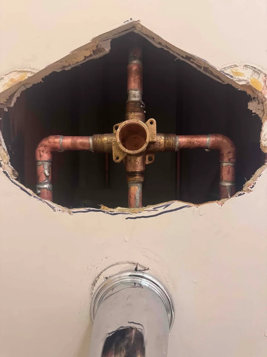 Fixture Repair/Replacement project photo from north hollywood, California, 91606